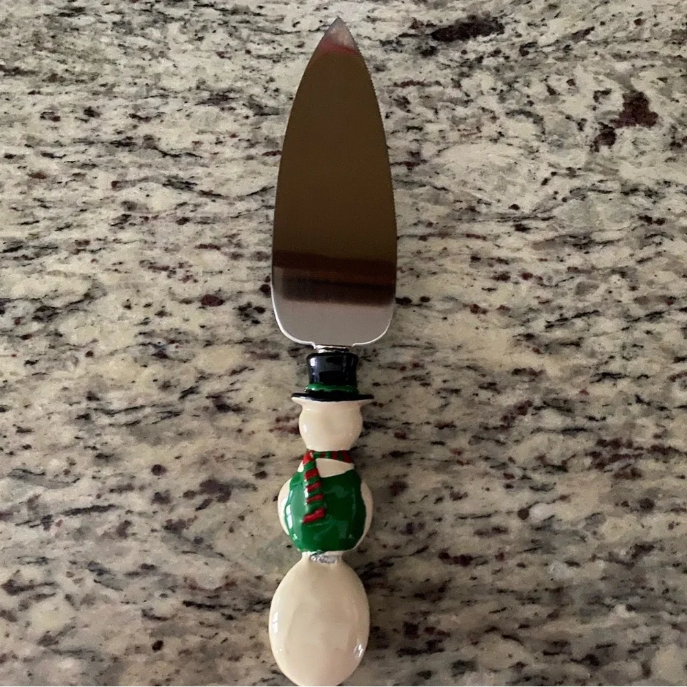 2 Saints snowman cake knife holiday home decor kitchen baking